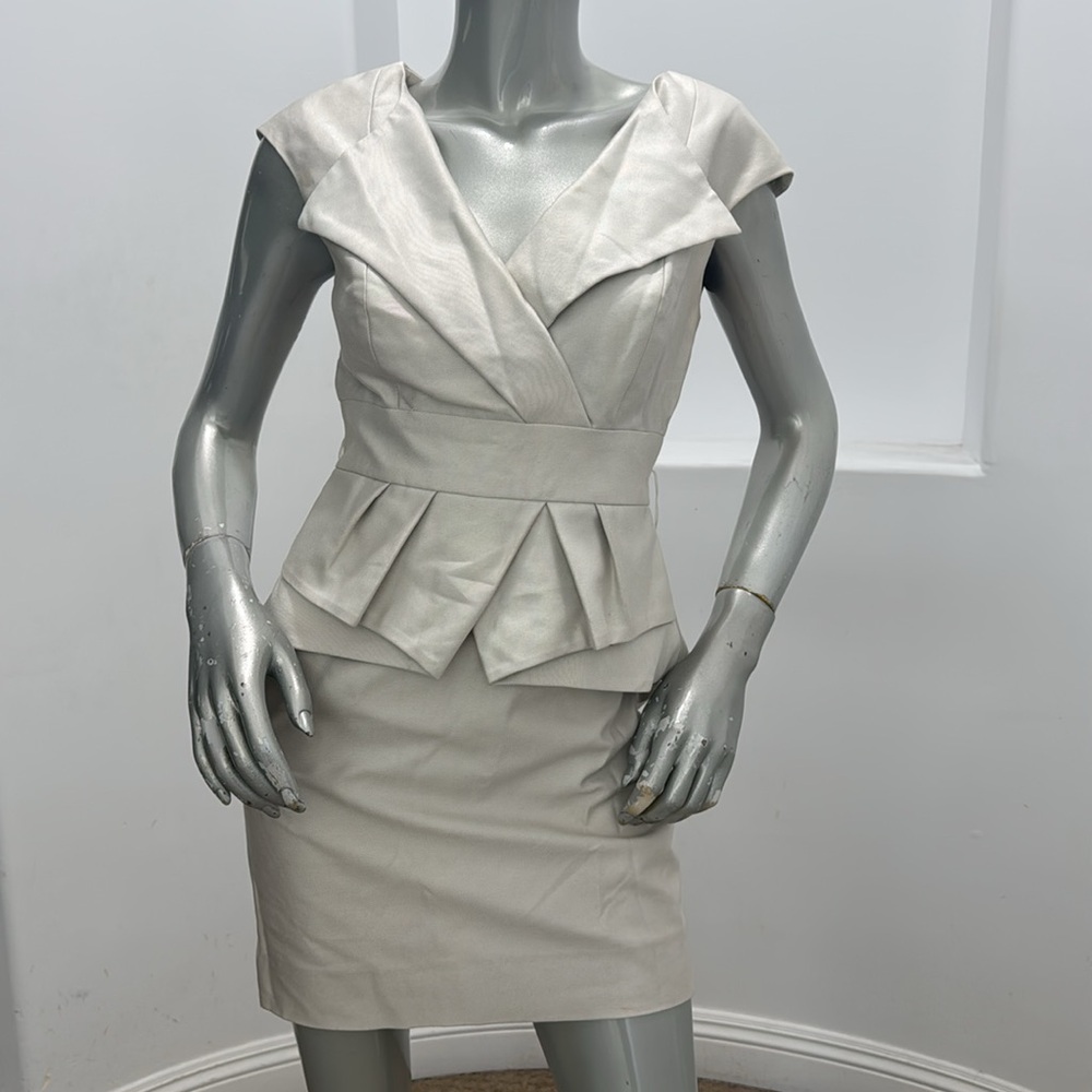 Kay Unger New York size 4 dress